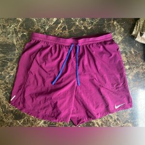 Nike Flex Stride Men's 7" 2-In-1 Running Shorts (L)